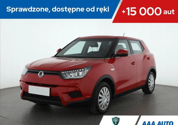 ssangyong tivoli SsangYong Tivoli cena 43000 przebieg: 131390, rok produkcji 2016 z Okonek